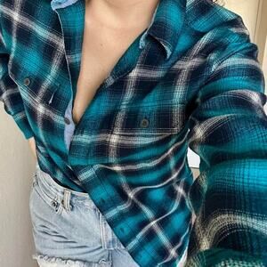 Marmot Blue turquoise and Black Plaid flannel button down cozy cabincore